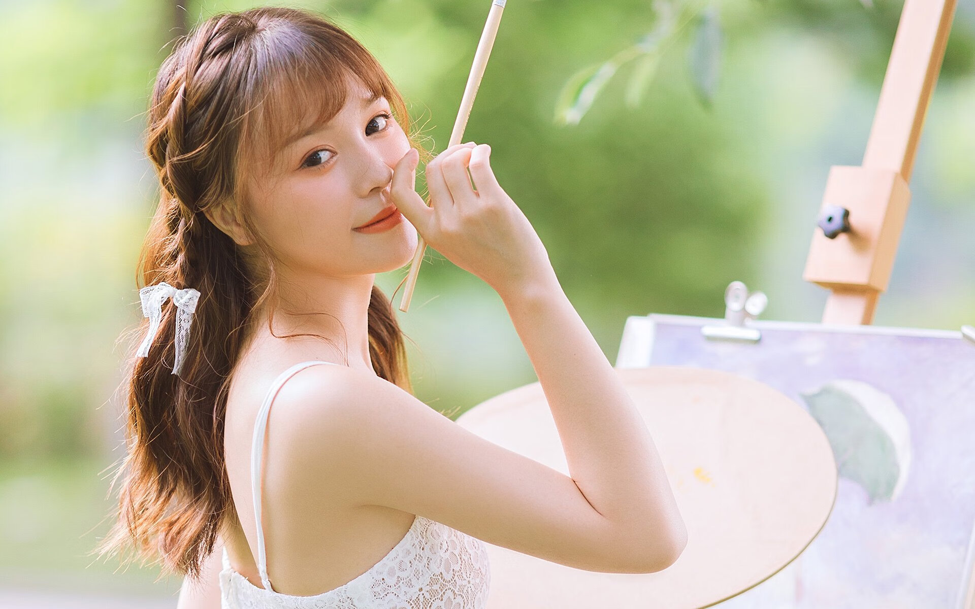 “宽板滑水:东三叉湖赛场激情四溢,炫技水上风景”