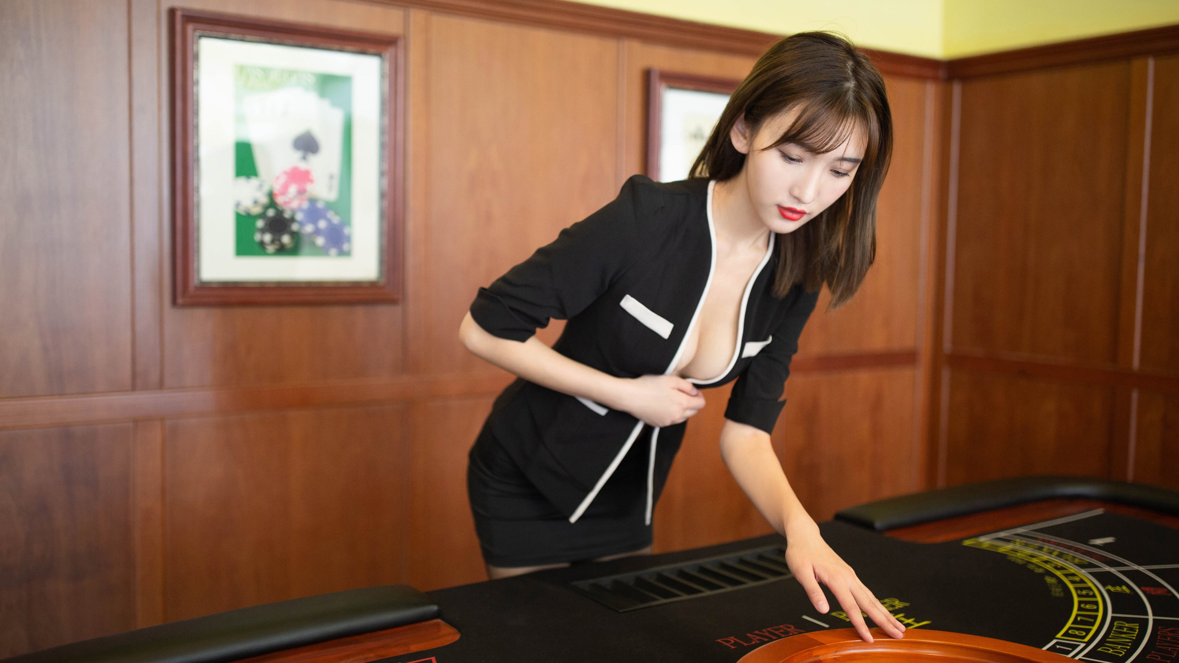 五大联赛体能瓶颈期球队是否更偏好长传进攻，体育瓶颈期是啥意思