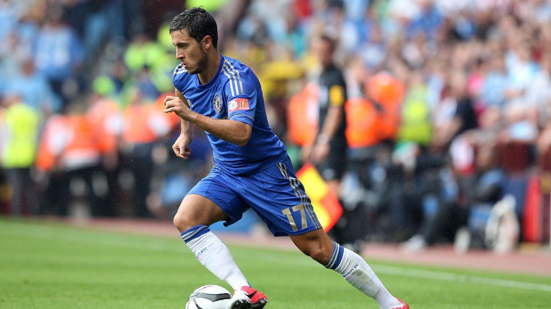 _激萌！青少年花式足球表演赛点燃青春激情_，青少年足球运动会